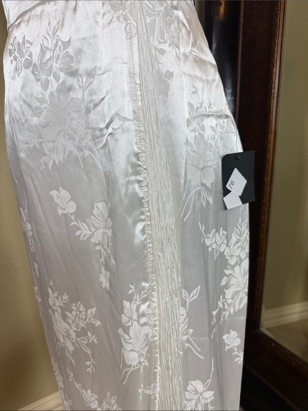 Lulu's White One-Shoulder Satin Floral Fringe Slip Dress size medium NWT - Picture 4 of 11
